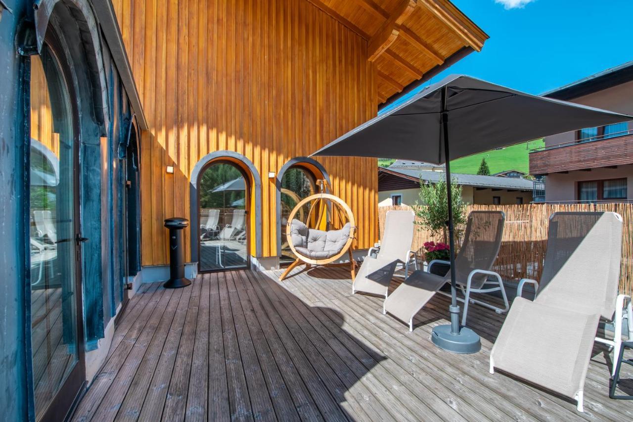 Jufa Alpenhotel Saalbach Exterior foto